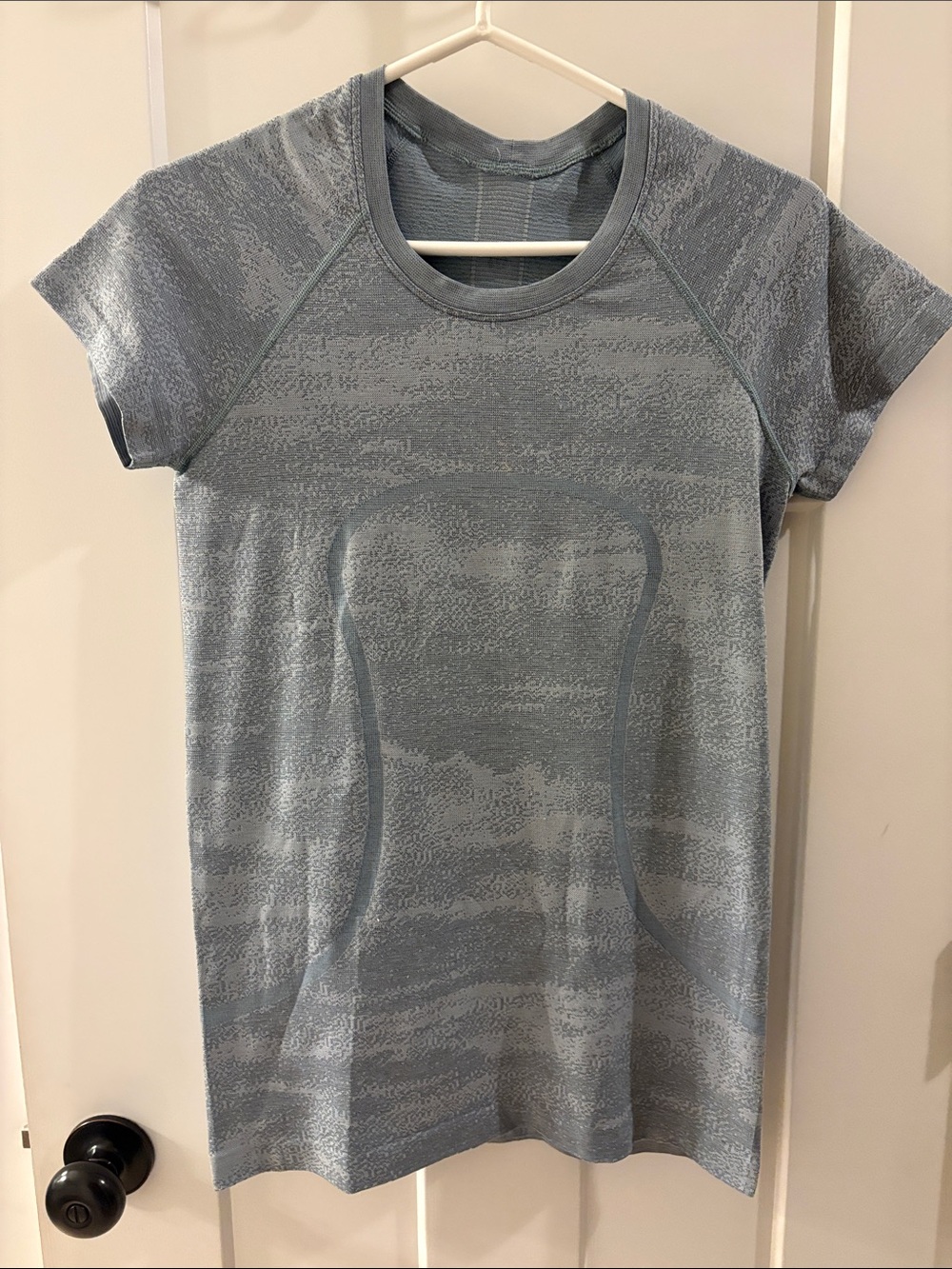 Light Blue-Grey Seamless Lululemon Short Sleeve Women’s Top